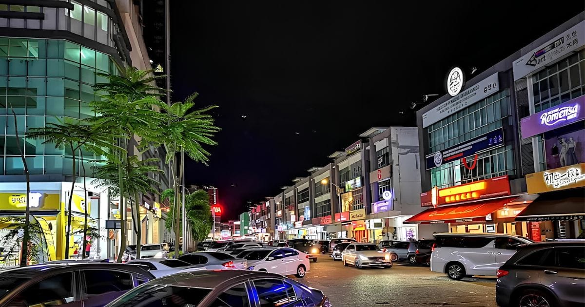 10 Things To Do In Mount Austin After Dark